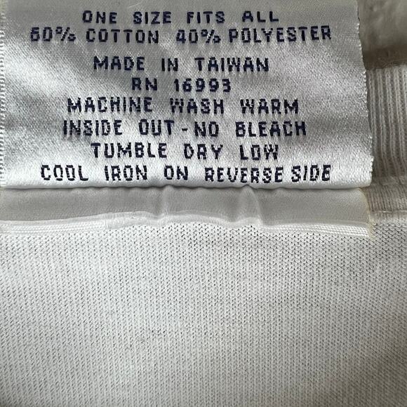 Vintage Starlit Dreams Banquet of Love Heart Balloons Sleeping T-Shirt OSFA - Picture 3 of 5